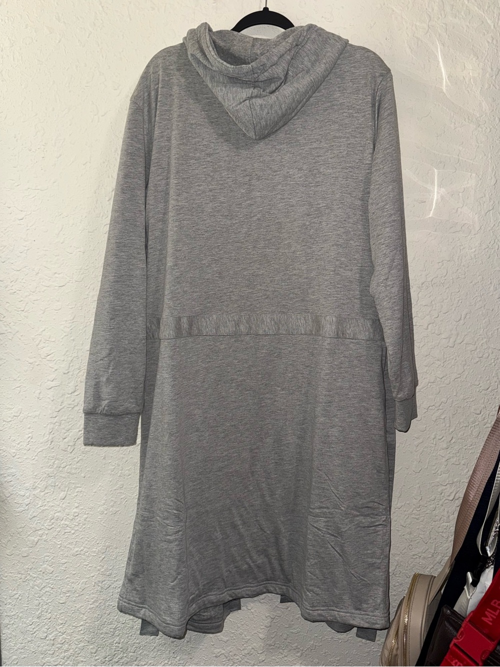 Men's Light Gray Hooded Plush Robe with Belt - Picture 10 of 11
